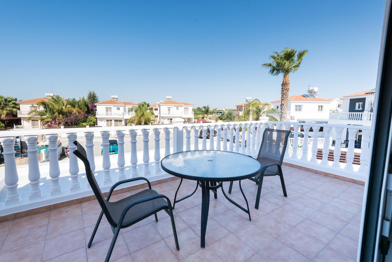 Villa Valmare Ayia Napa Bagian luar foto