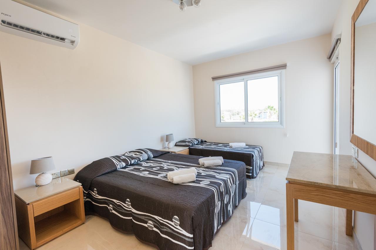 Villa Valmare Ayia Napa Bagian luar foto
