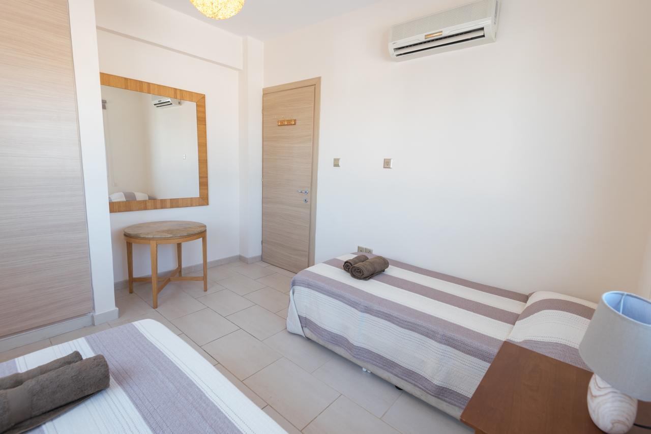 Villa Valmare Ayia Napa Bagian luar foto