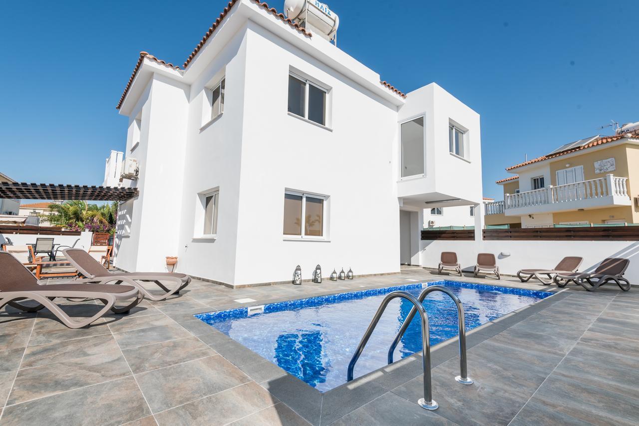 Villa Valmare Ayia Napa Bagian luar foto