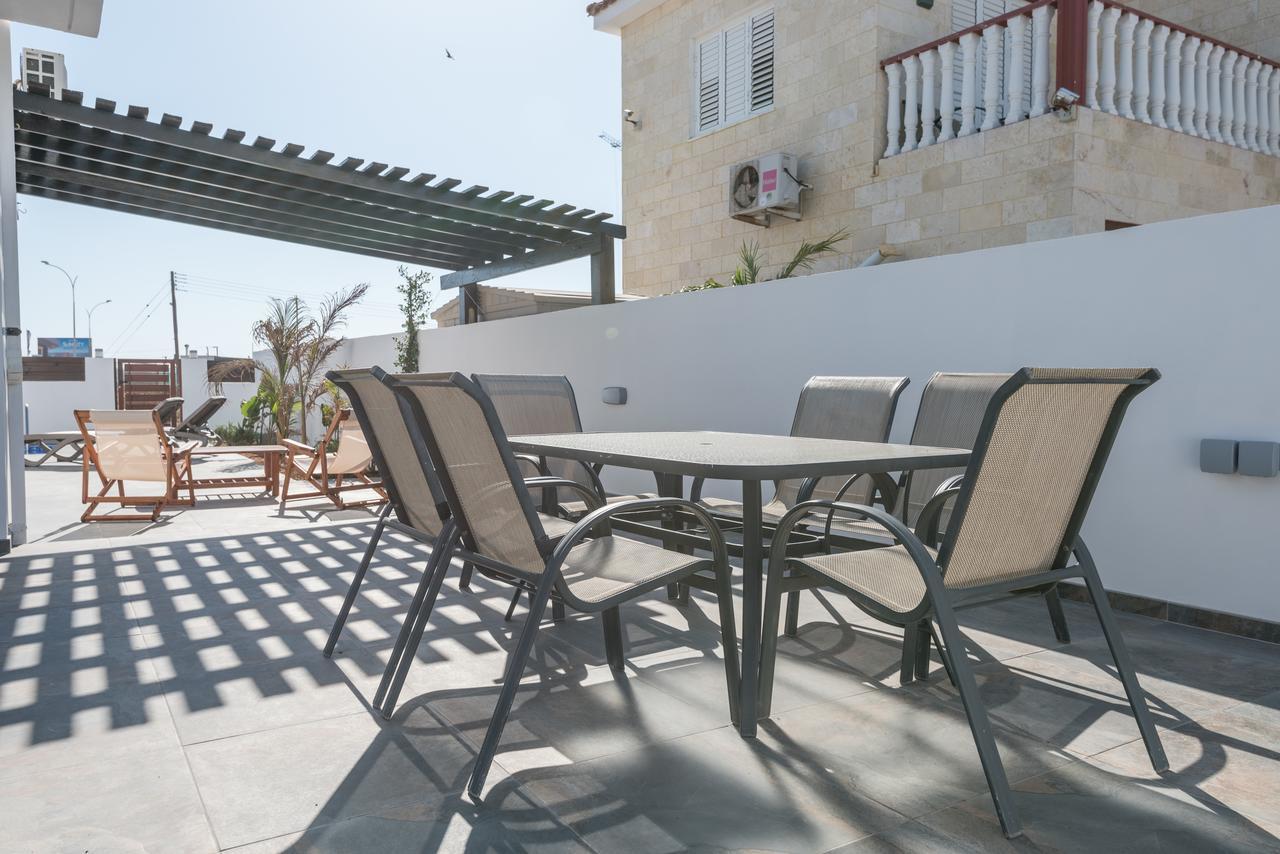 Villa Valmare Ayia Napa Bagian luar foto