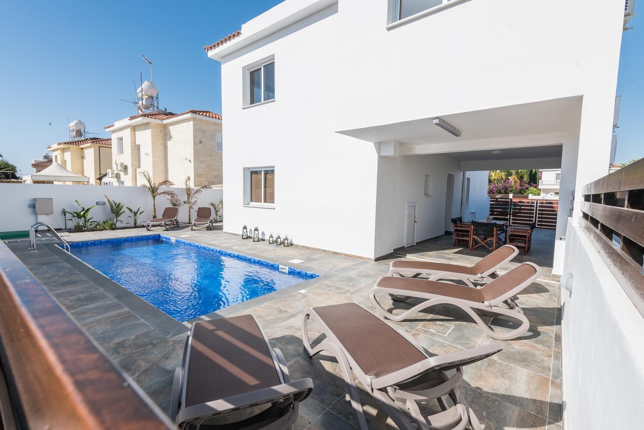 Villa Valmare Ayia Napa Bagian luar foto