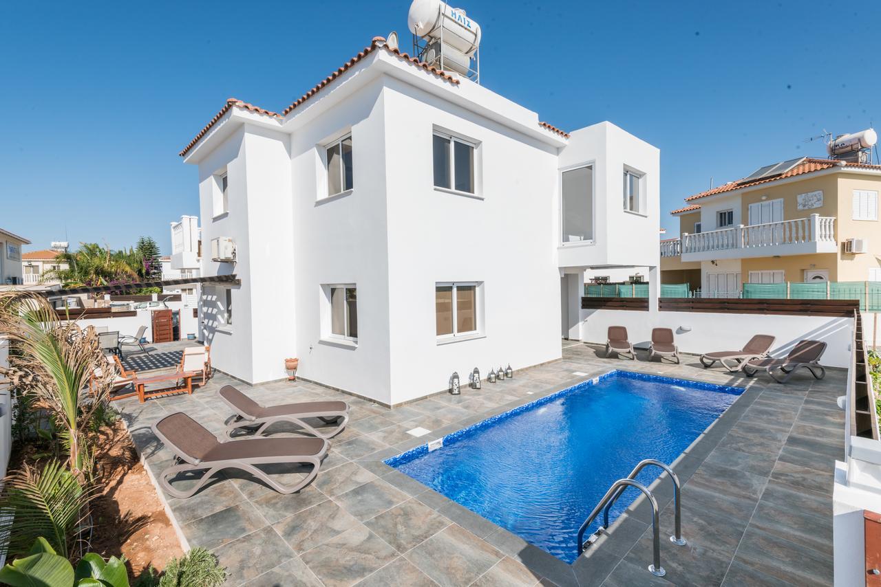 Villa Valmare Ayia Napa Bagian luar foto
